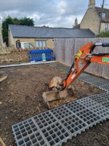 Gandy Field Digger arm at work